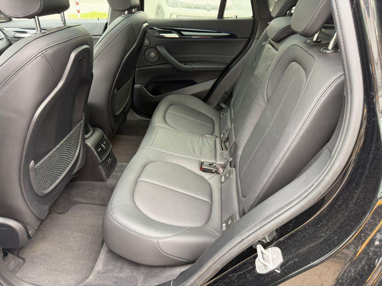 Fahrzeugbild eines BMW X1