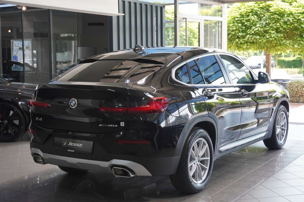 Fahrzeugbild eines BMW X4