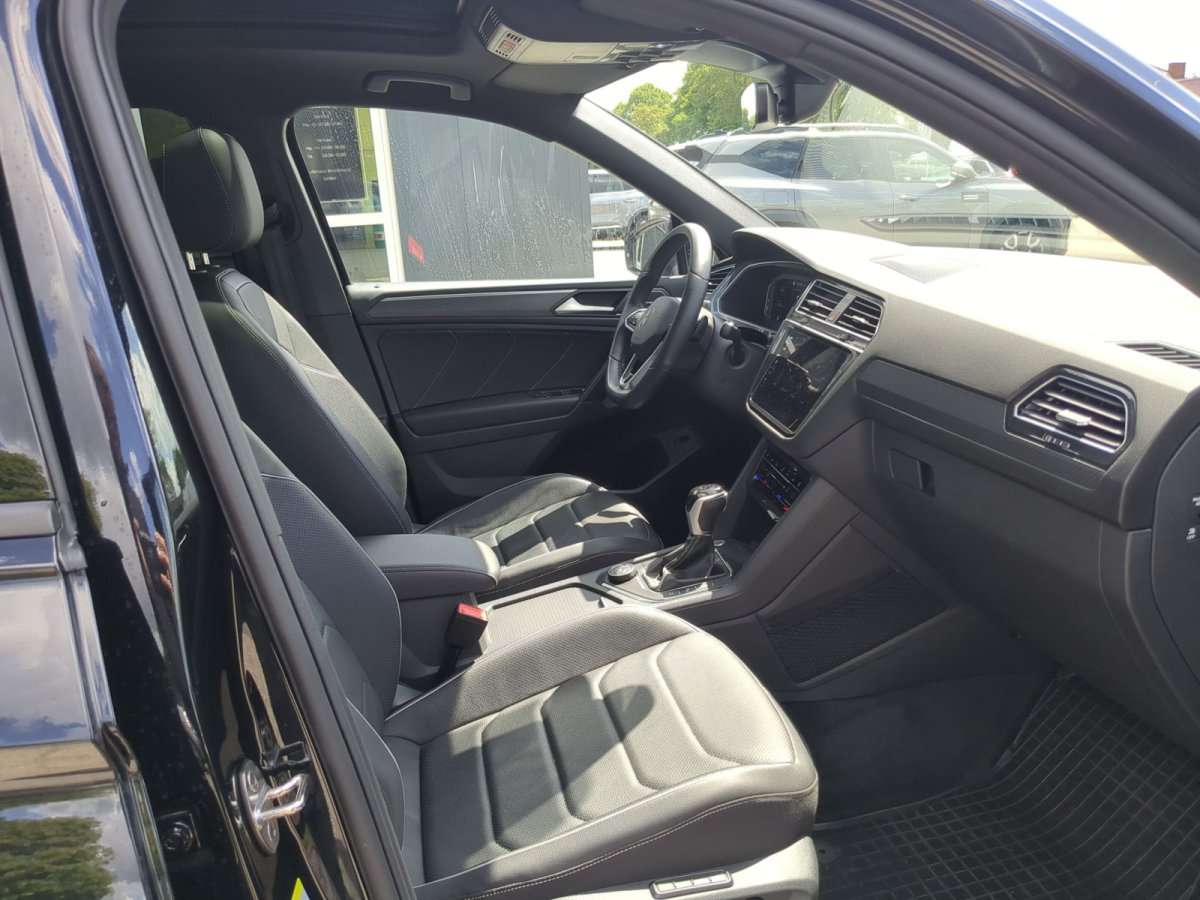 Fahrzeugbild eines Volkswagen Tiguan Allspace