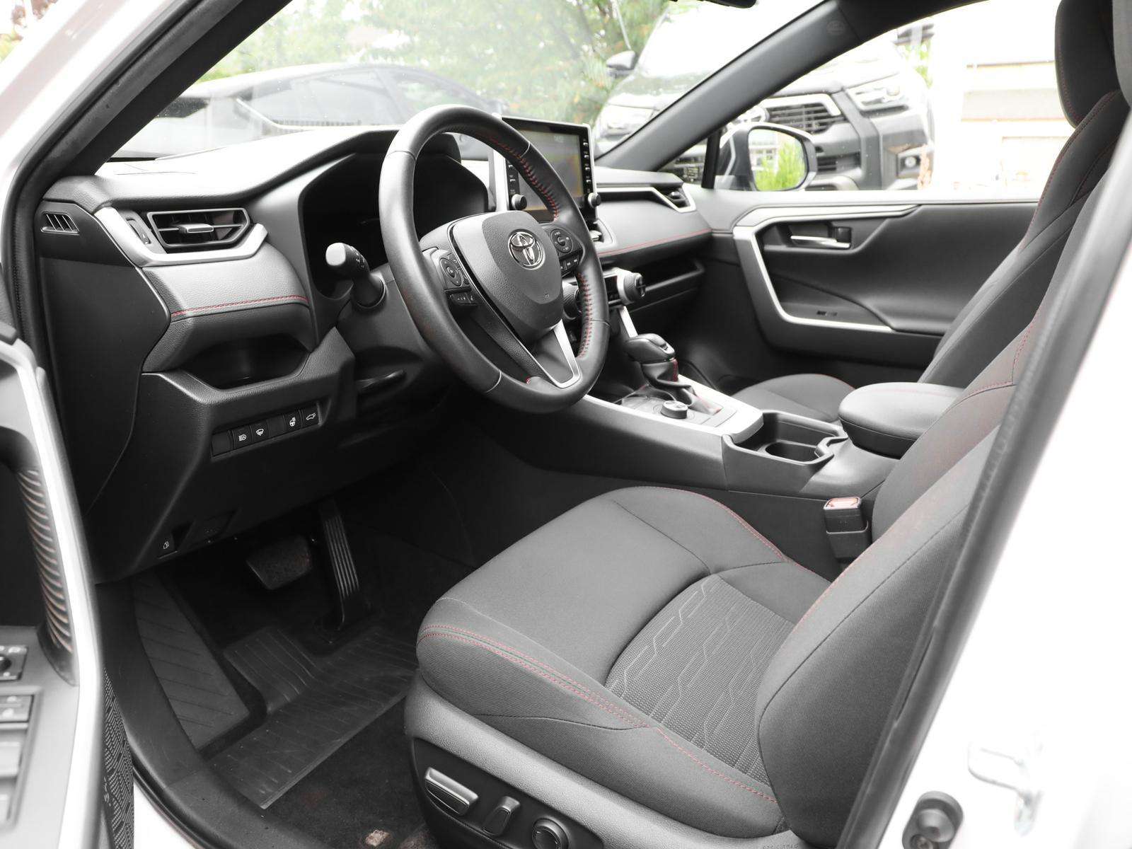 Fahrzeugbild eines Toyota RAV4