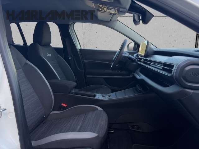 Fahrzeugbild eines Jeep Avenger
