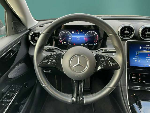 Fahrzeugbild eines Mercedes-Benz C-Klasse