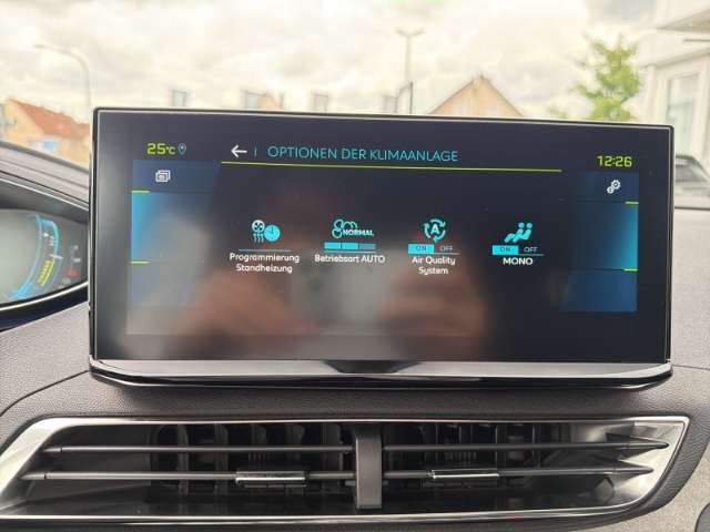 Fahrzeugbild eines Peugeot 3008
