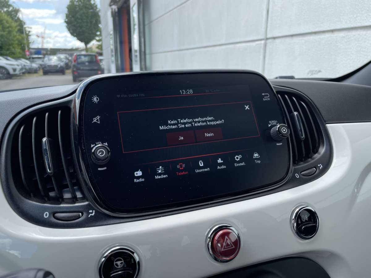 Fahrzeugbild eines Fiat 500