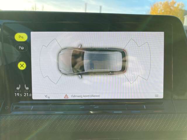 Fahrzeugbild eines Volkswagen Golf