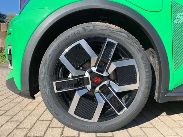 Fahrzeugbild eines Renault 5 E-TECH