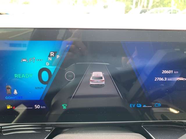 Fahrzeugbild eines Renault Rafale