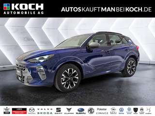 Schräge Frontansicht auf einen CUPRA Terramar , freigestellt