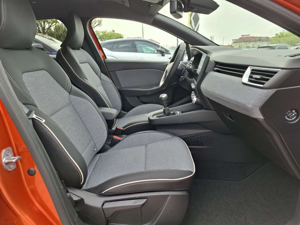 Fahrzeugbild eines Renault Clio