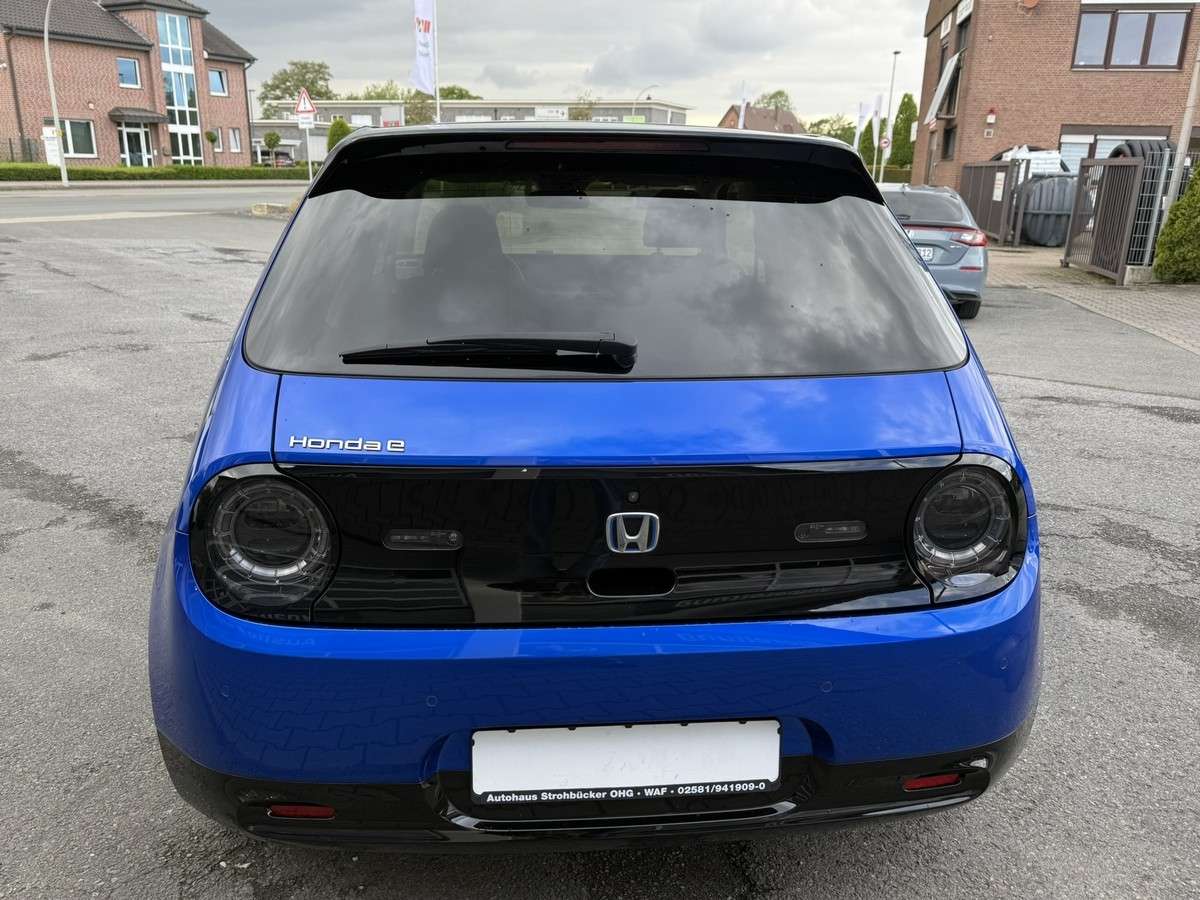 Fahrzeugbild eines Honda Honda e