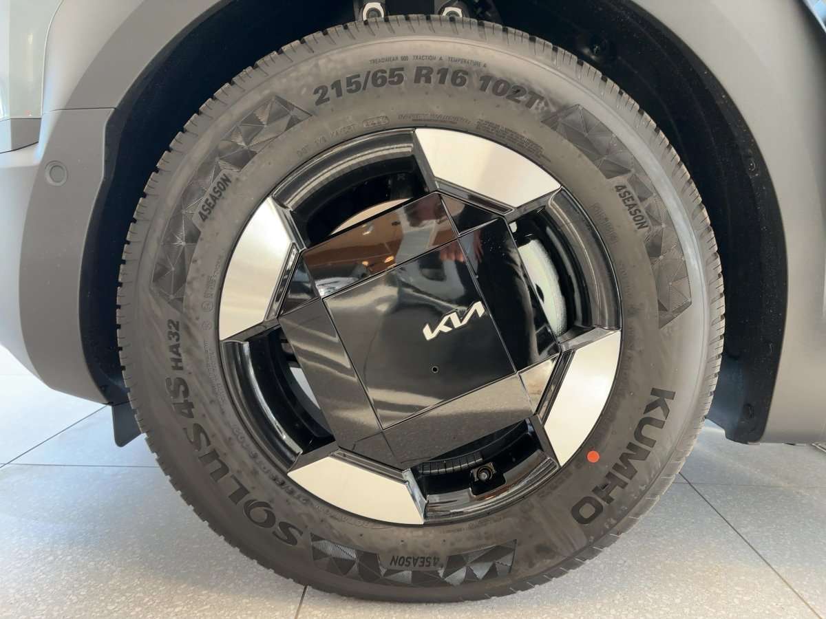 Fahrzeugbild eines Kia PV5 Passenger