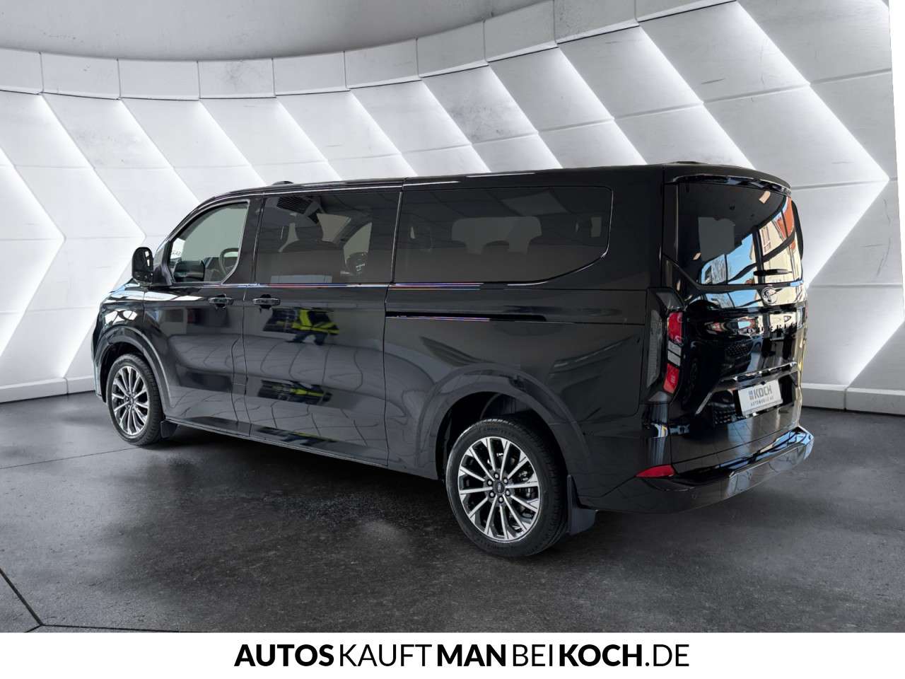 Fahrzeugbild eines Ford Tourneo Custom