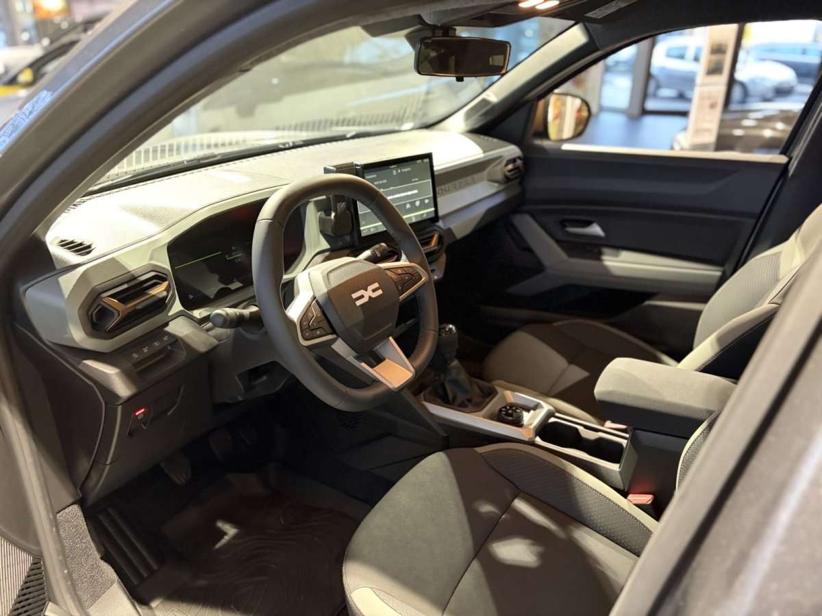 Fahrzeugbild eines Dacia Duster