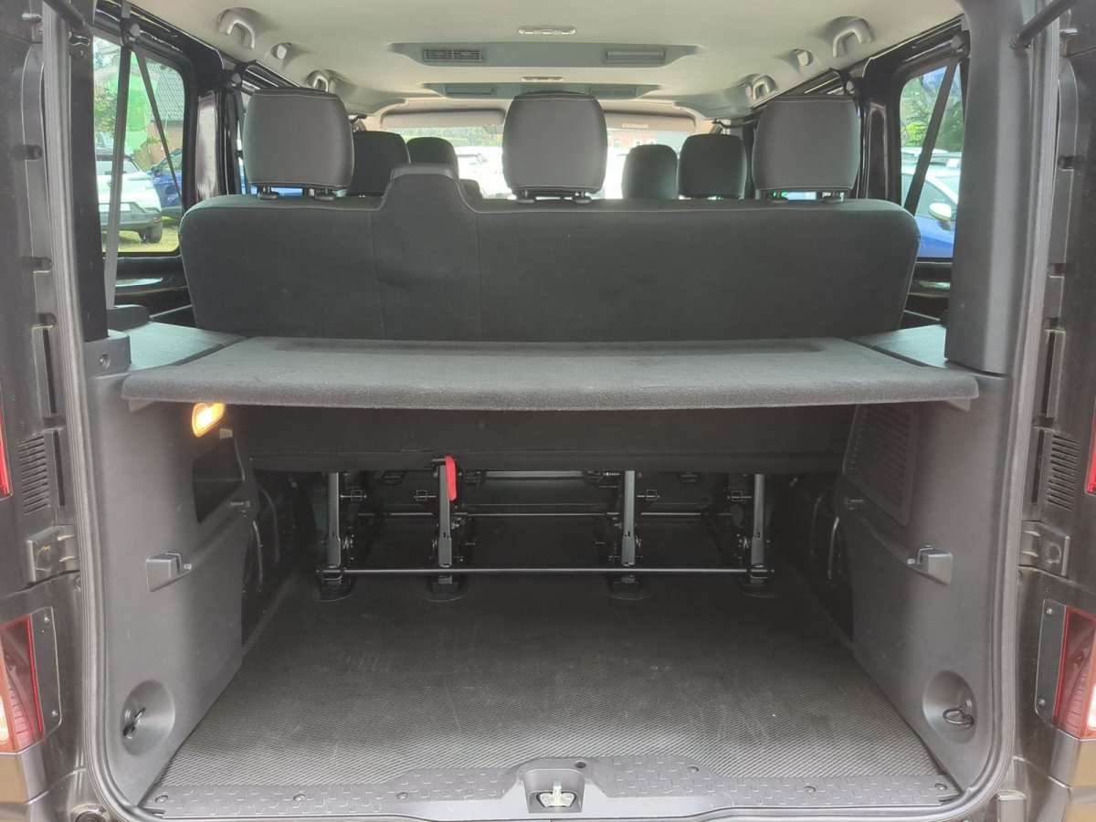 Fahrzeugbild eines Nissan Primastar