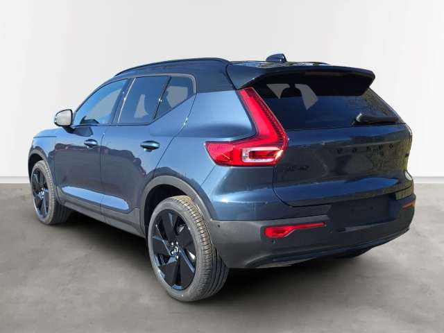 Fahrzeugbild eines Volvo XC40