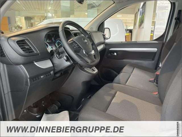 Fahrzeugbild eines Opel Vivaro