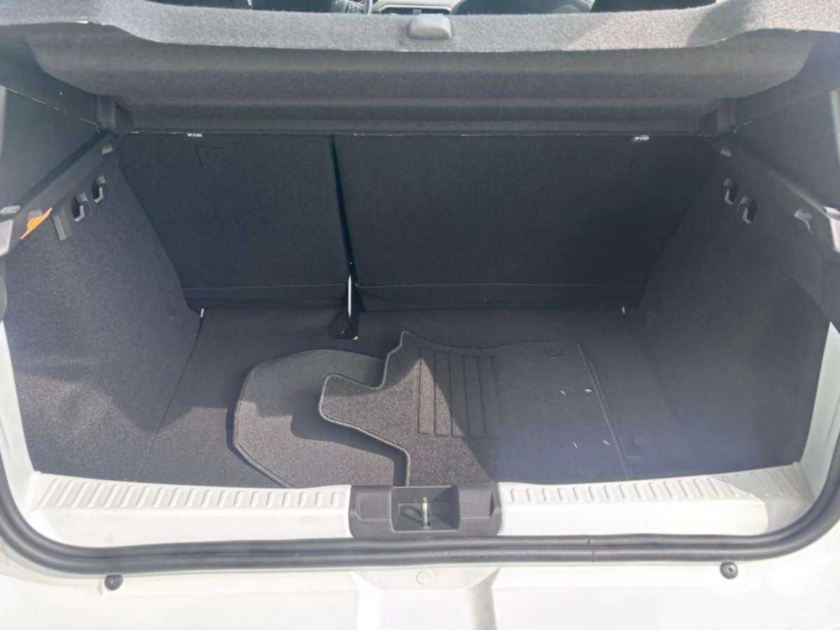 Fahrzeugbild eines Dacia Sandero