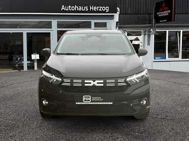 Fahrzeugbild eines Dacia Sandero