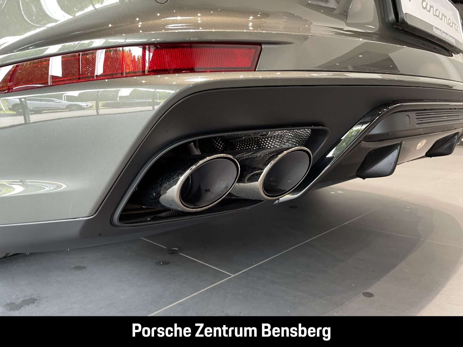 Fahrzeugbild eines Porsche Panamera