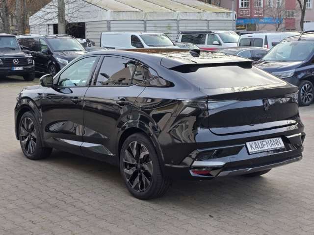 Fahrzeugbild eines Renault Rafale