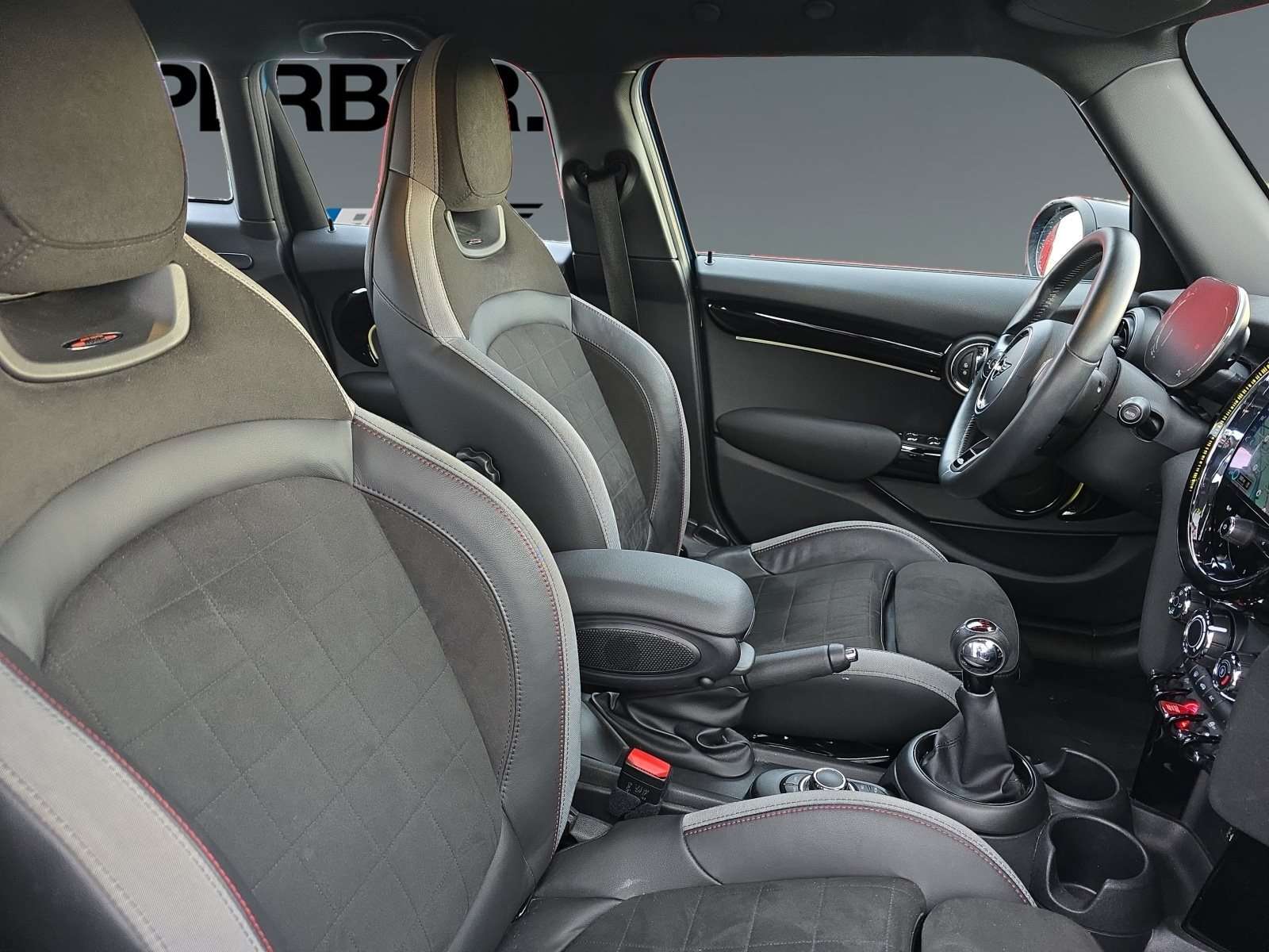 Fahrzeugbild eines MINI COOPER