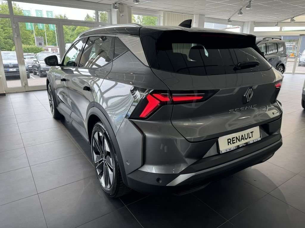 Fahrzeugbild eines Renault Scenic E-TECH