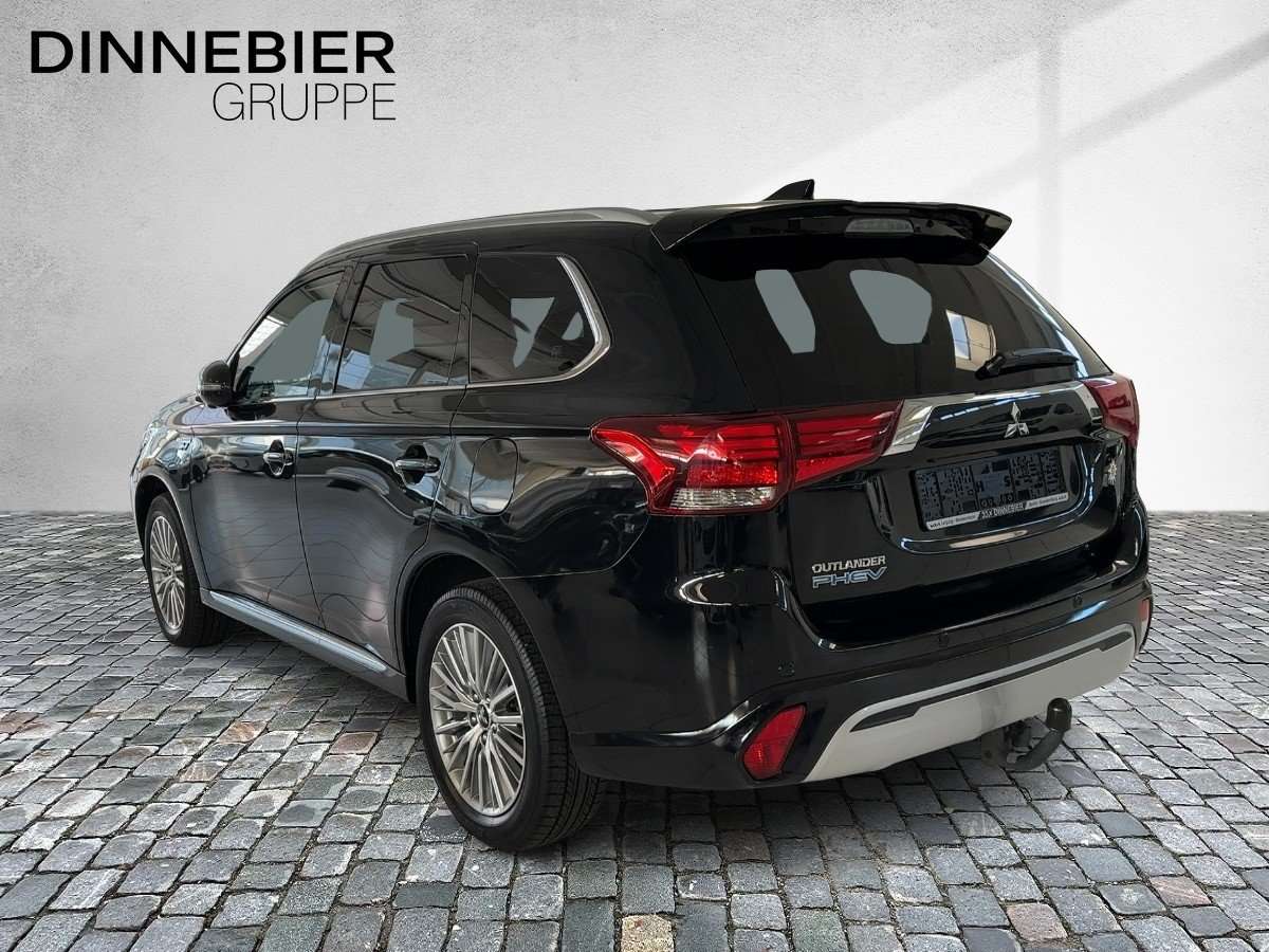 Fahrzeugbild eines Mitsubishi Outlander