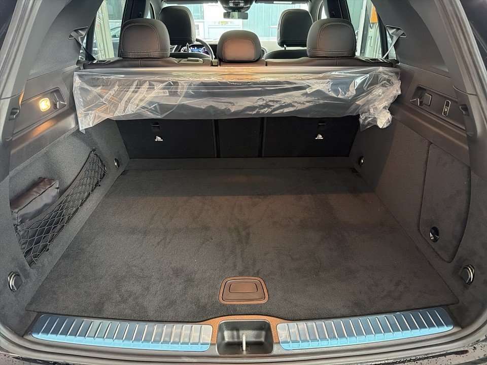 Fahrzeugbild eines Mercedes-Benz GLE 450 AMG