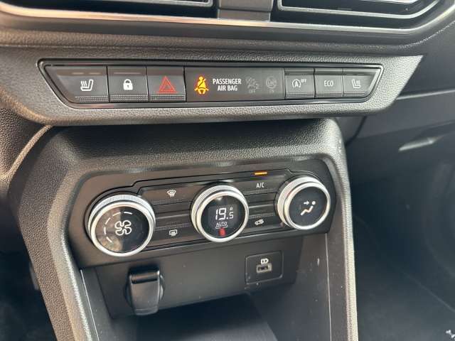 Fahrzeugbild eines Dacia Jogger