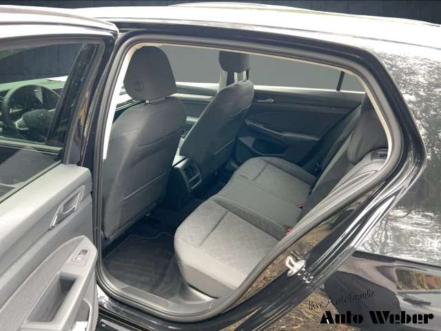 Fahrzeugbild eines Volkswagen Golf