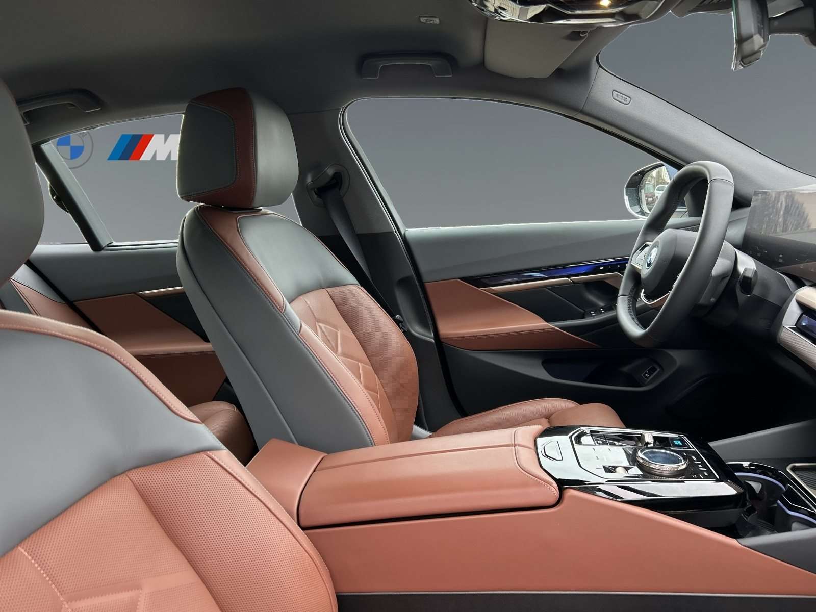 Fahrzeugbild eines BMW i5