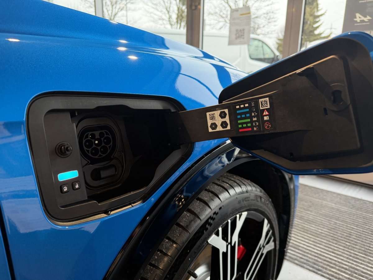 Fahrzeugbild eines Alpine A390