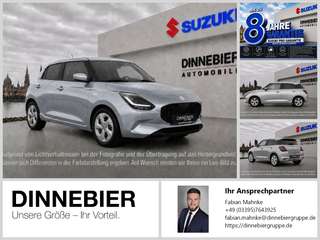 Schräge Frontansicht auf einen Suzuki Swift , freigestellt