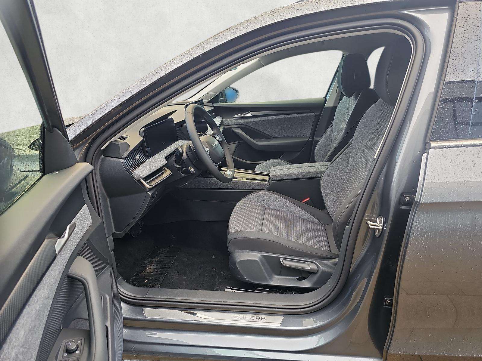 Fahrzeugbild eines Skoda Superb