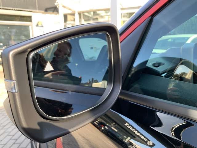 Fahrzeugbild eines Renault 5 E-TECH