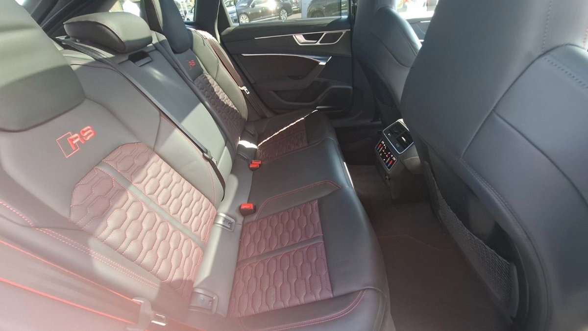 Fahrzeugbild eines Audi RS6