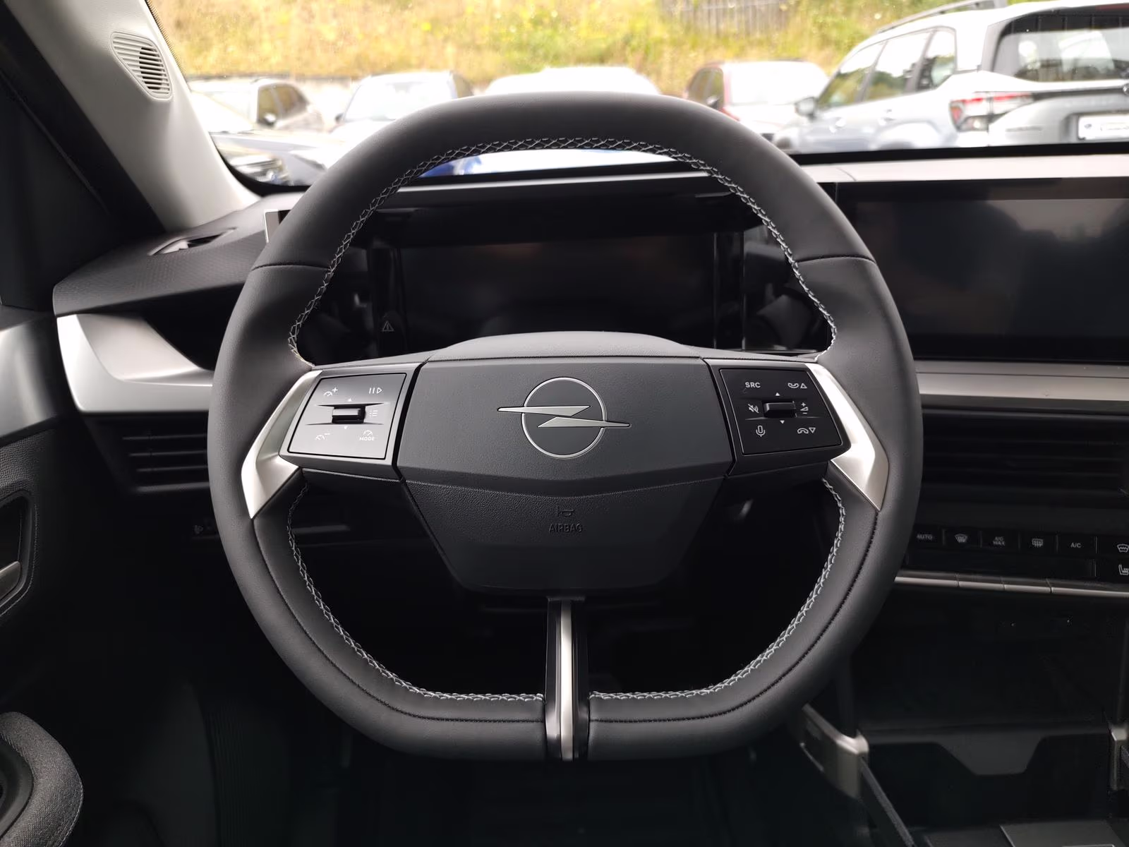 Fahrzeugbild eines Opel Frontera
