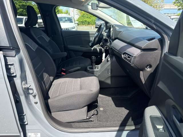 Fahrzeugbild eines Dacia Jogger