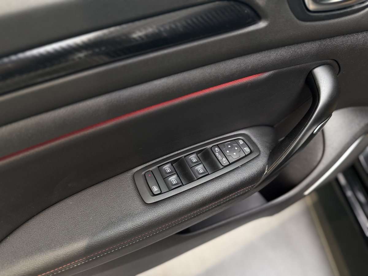 Fahrzeugbild eines Renault Mégane
