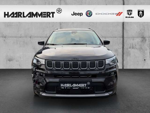 Fahrzeugbild eines Jeep Compass