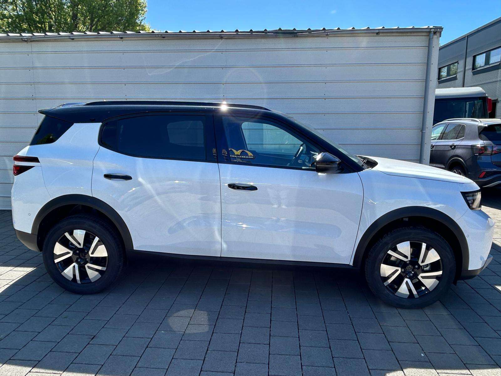 Fahrzeugbild eines Opel Frontera