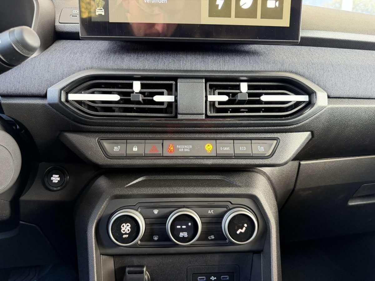 Fahrzeugbild eines Dacia Jogger