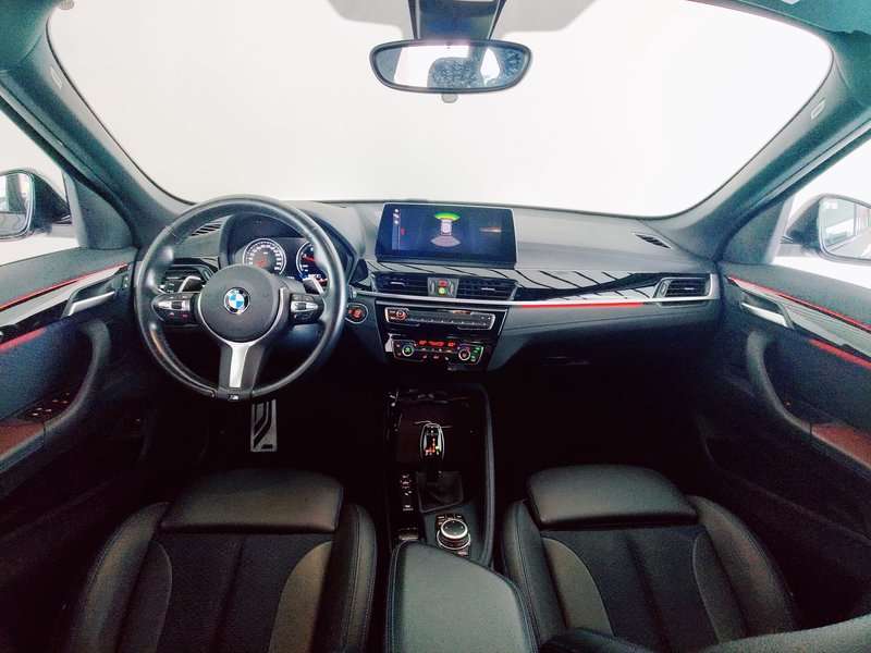 Fahrzeugbild eines BMW X1