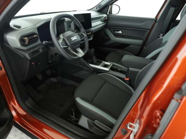 Fahrzeugbild eines Dacia Bigster