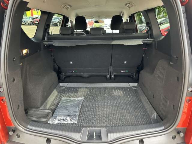 Fahrzeugbild eines Dacia Jogger