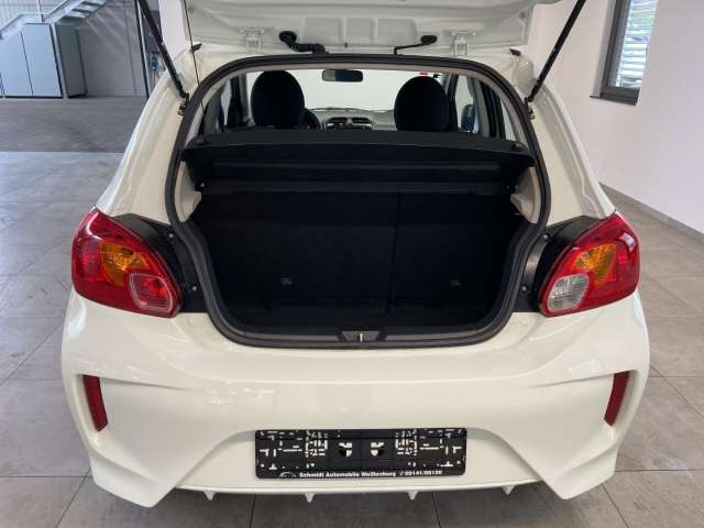 Fahrzeugbild eines Mitsubishi Space Star