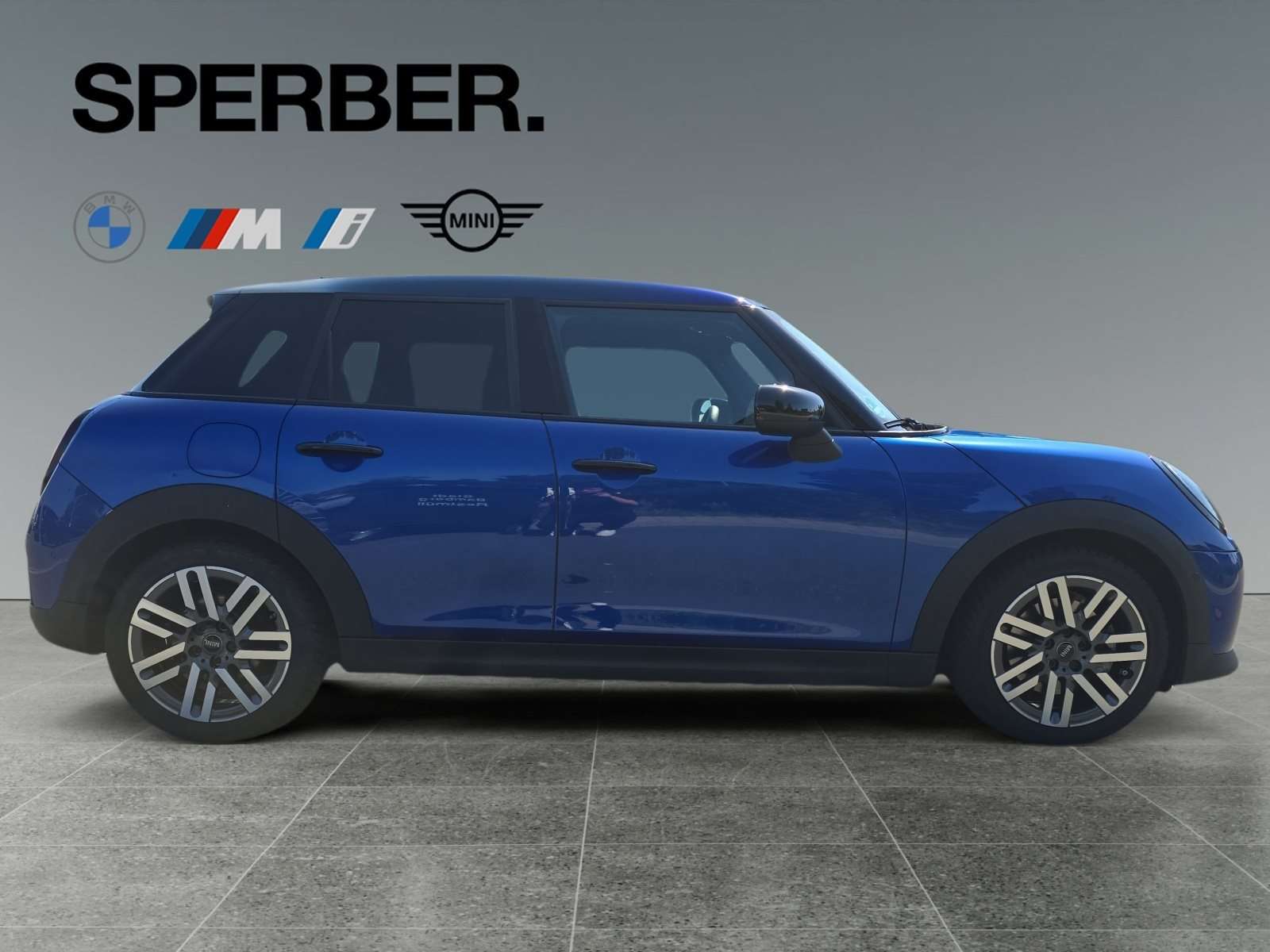 Fahrzeugbild eines MINI COOPER