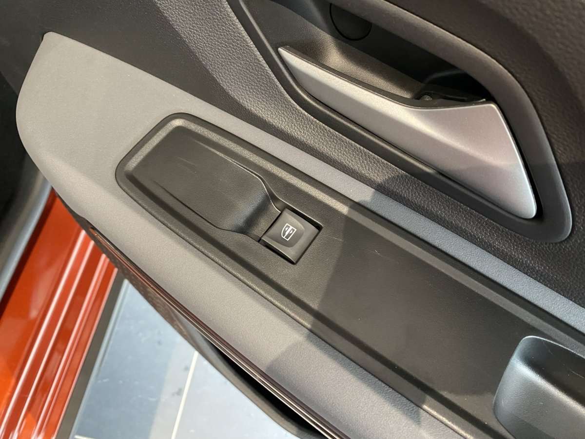 Fahrzeugbild eines Dacia Jogger