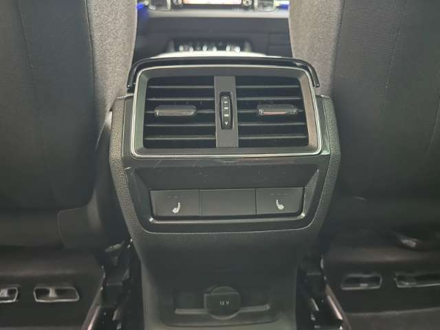 Fahrzeugbild eines Skoda Karoq