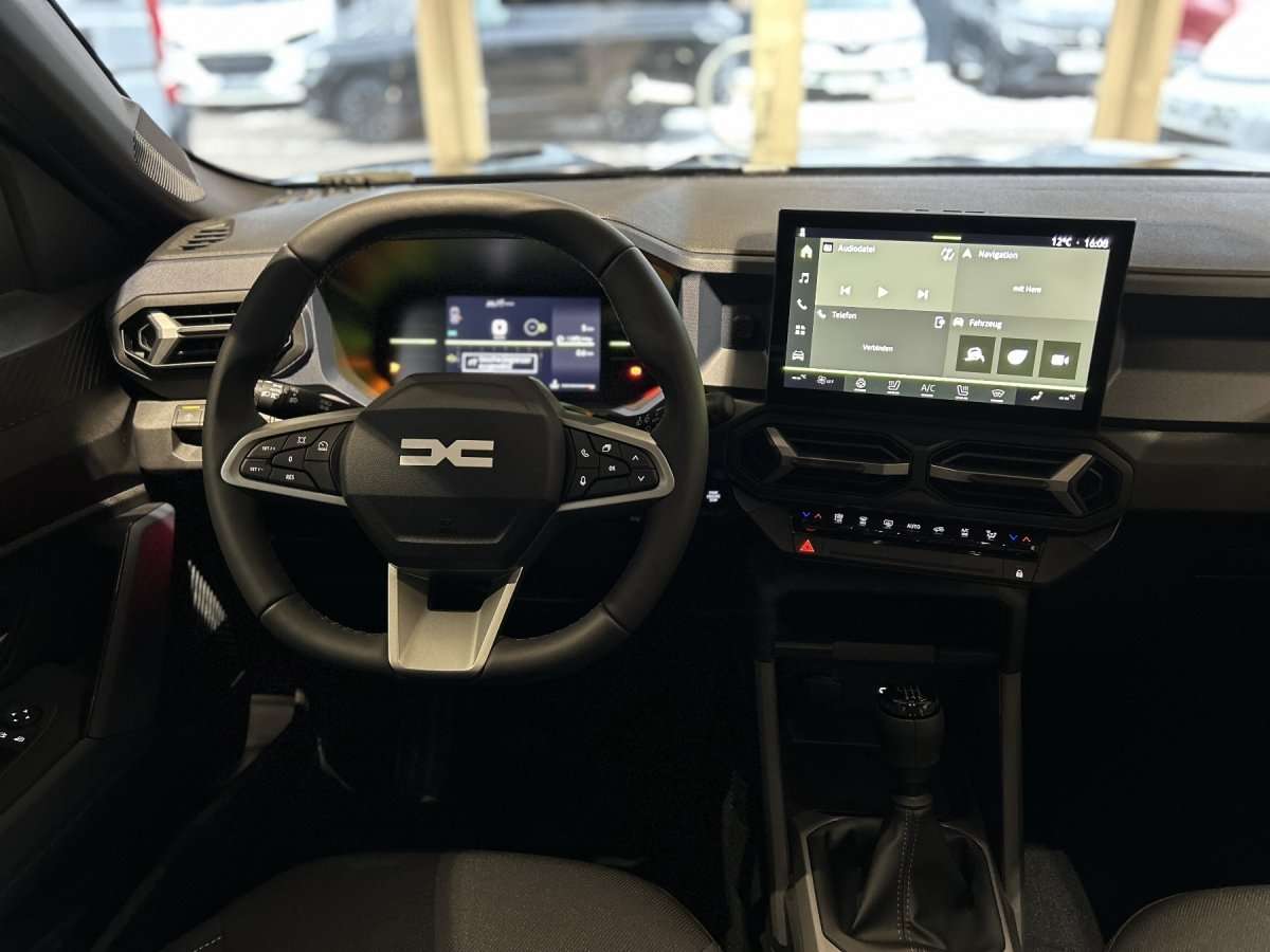 Fahrzeugbild eines Dacia Bigster